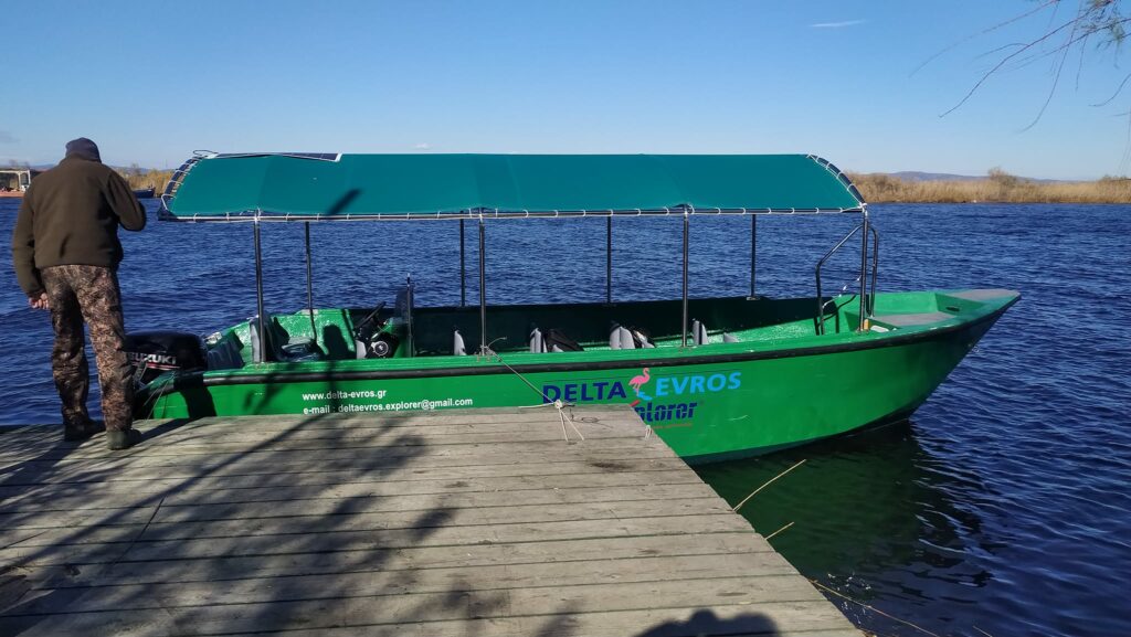 Σκάφος της Delta Evros Explorer για βαρκάδα στο δέλτα Έβρου